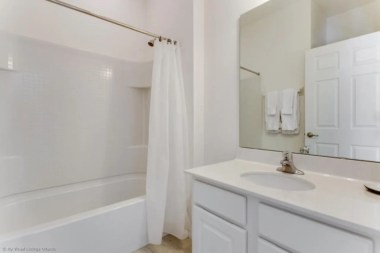 6108 Broad Oak Drive Villa Davenport